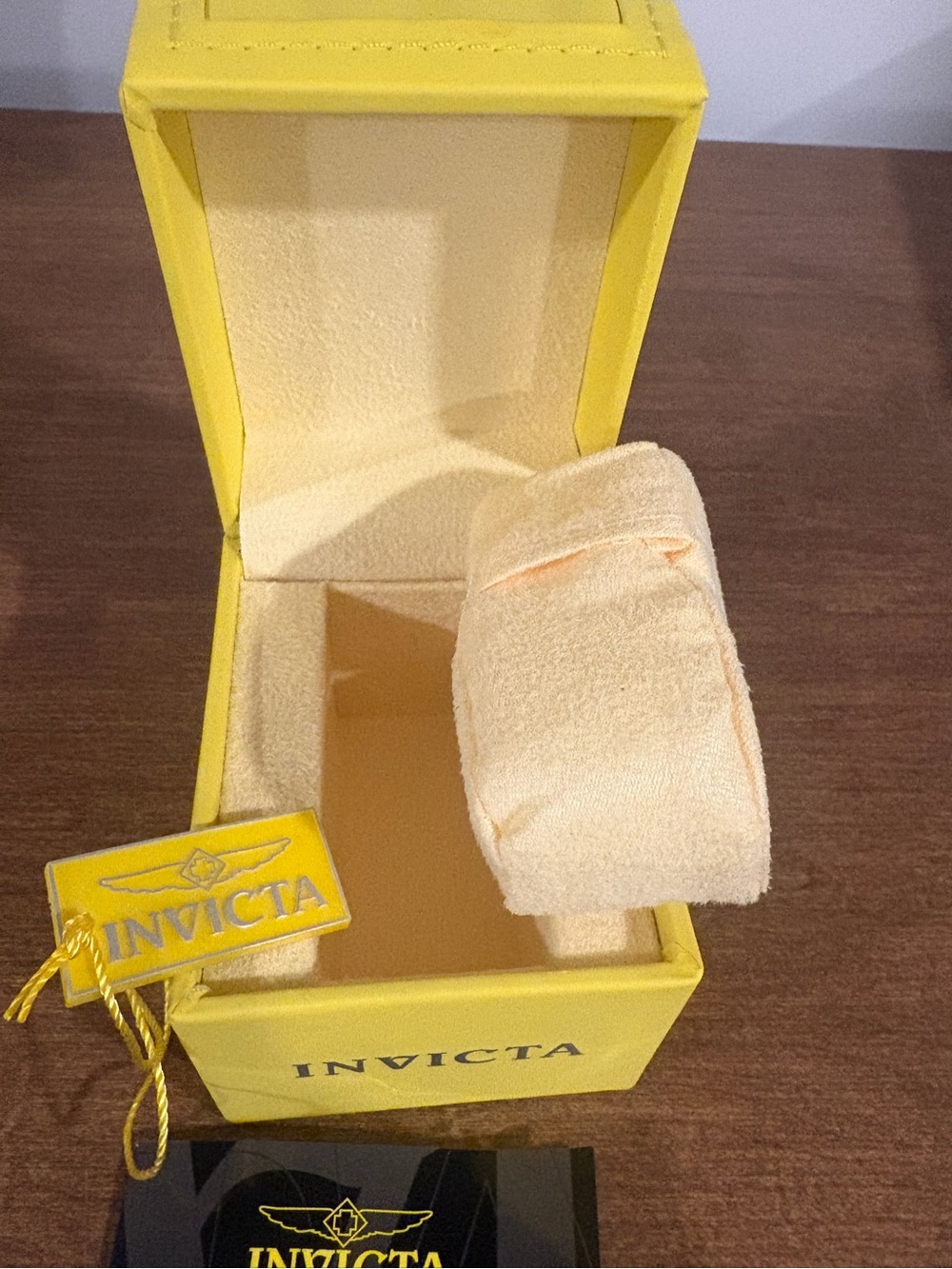 Invicta Yellow Watch Box - Picture 5 of 6